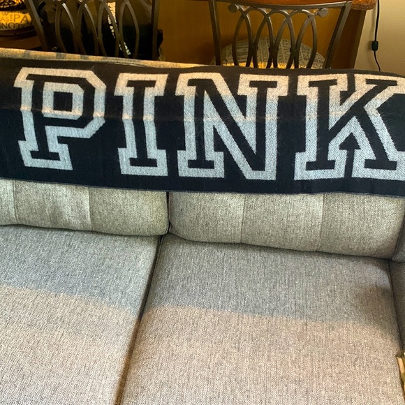 Victoria’s Secret PINK Scarf - Picture 2 of 6